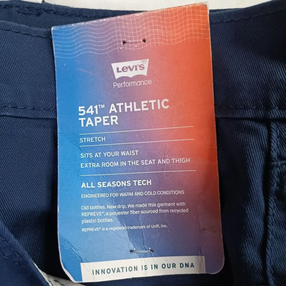 Levi's 541 Jeans Men's 48x29 Blue Athletic Taper Fit Stretch‎ Sits At Waist